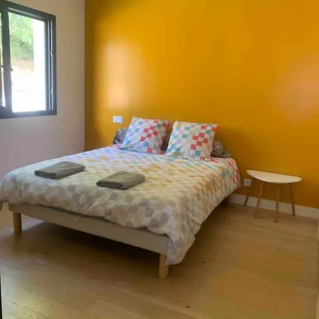 Maison 140 M2 With Pool *